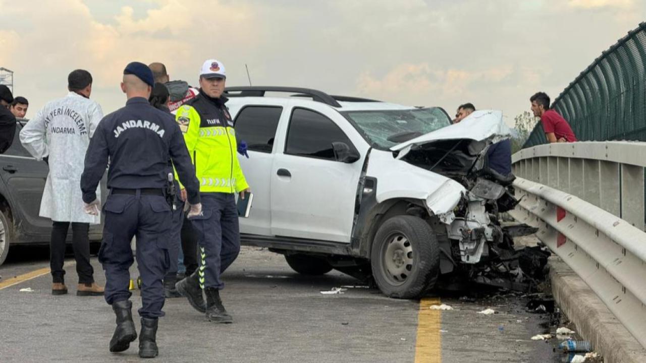 Otoyol üzerinde feci kaza: 2 jandarma şehit oldu