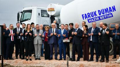 Özel Çocuklar İçin Yeni Yuva: Biga'da Ahmet Küçük Kreşi'nin Temeli Atıldı