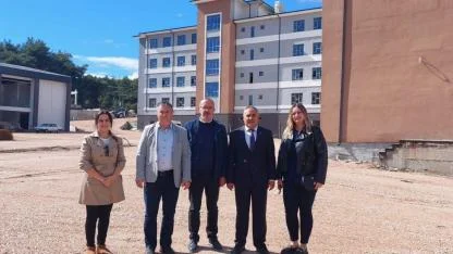AK Parti Çan İlçe Teşkilatı Fen Lisesi inşaatında incelemelerde bulundu