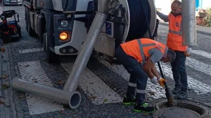 Bozcaada Belediyesi’nden kış öncesi altyapı temizliği