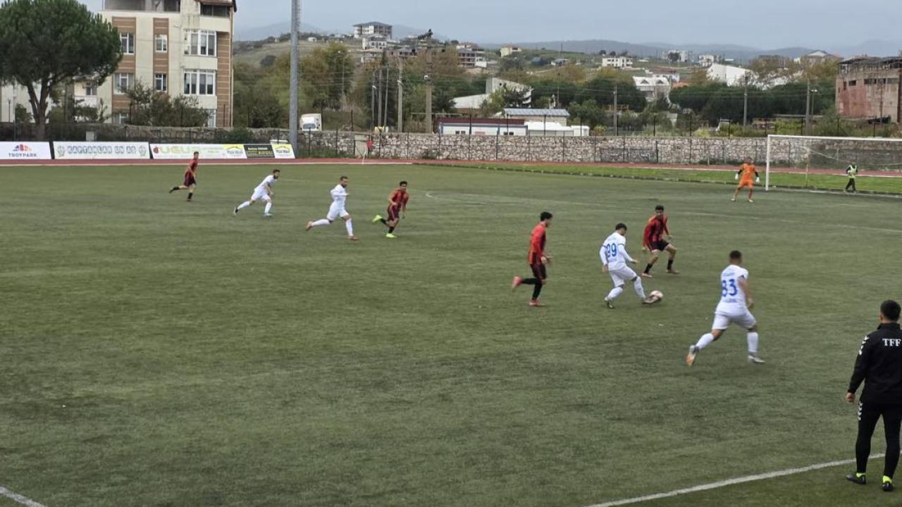 4 Gol Attı, Zirveyi Zorluyor! Bigaspor&#039;dan Ligin Favorisine Gözdağı