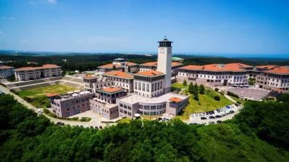 Akademisyenler Dikkat! Koç Üniversitesi Tıp ve İİBF Fakültelerine Doçent ve Dr. Öğr. Üyesi Alacak