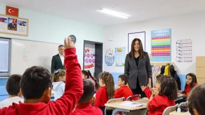 Ara Tatil Bitti, Eğitim Heyecanı Başladı! Müdür Mine Hayta'nın İlk Durağı Erenköy İlkokulu Oldu