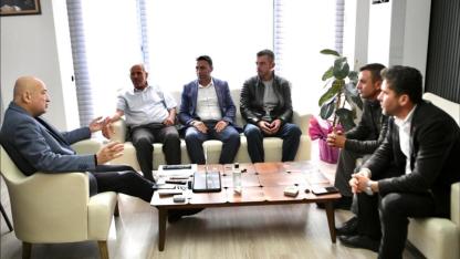 Ayhan Gider'in Masasında 3 Köy ve Genç Memur-Sen: Çanakkale'de 'Yeni Nesil Siyaset' Vurgusu!