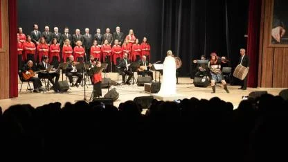 Biga Belediyesi Korosu’ndan duygu dolu 10 Kasım konseri