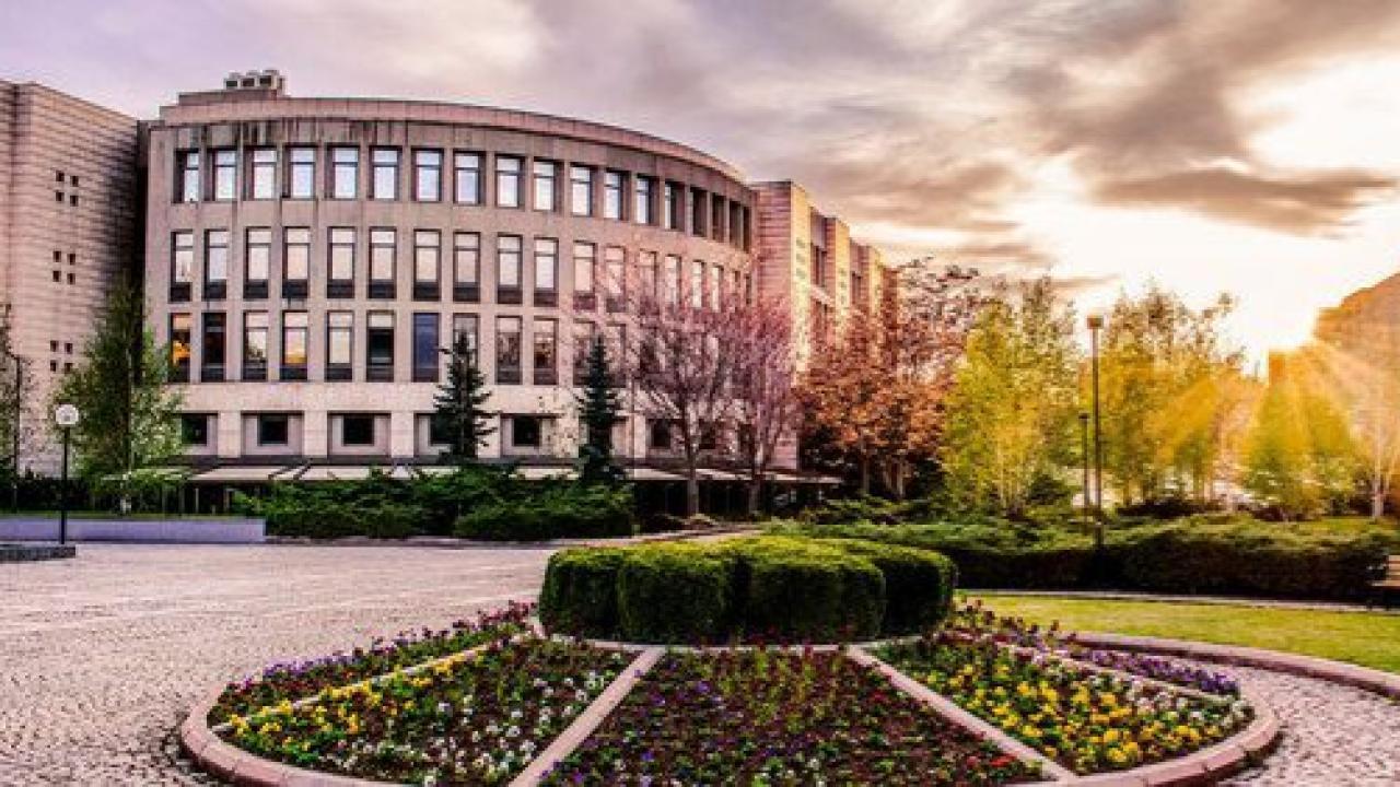 Bilkent Üniversitesi&#039;nde Üst Düzey Akademik Fırsat! Makine Öğrenmesi ve Haberleşme Teorisi Alanlarına Yurt Dışı Doktoralı Öğretim Üyesi Alınacak!