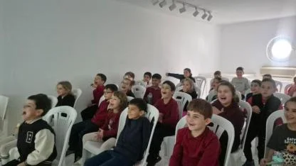 Bozcaada’da Dünya Çocuk Günü’nde Açık Hava Sinema Keyfi