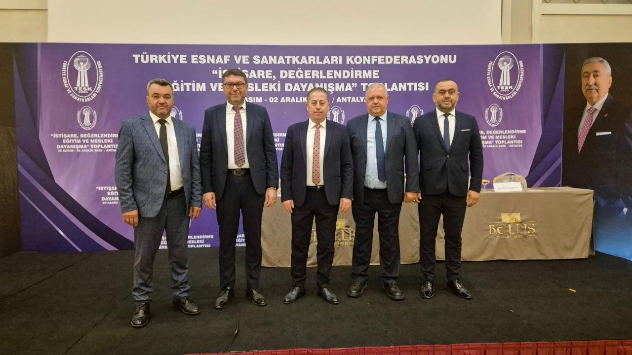 Çanakkale Esnaf Odaları Birliği Antalya Toplantısında! TESK Toplantısında Kredi Limitleri ve Fatura Şartı İçin Kritik Kararlar!