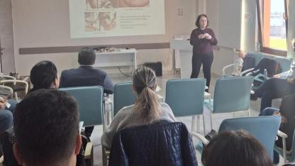 ÇANAKKALE SAĞLIK EKİPLERİNDEN KRİTİK ADIM! Emzirme ve Anne Sütü Konusunda Uzman Desteği Artıyor: İşte Eğitim Detayları!