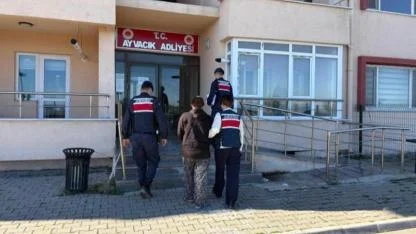 Çanakkale'yi Sarsan Olayda Gelişme: Boş arazide bulunan bebek cesediyle ilgili 1 kişi tutuklandı