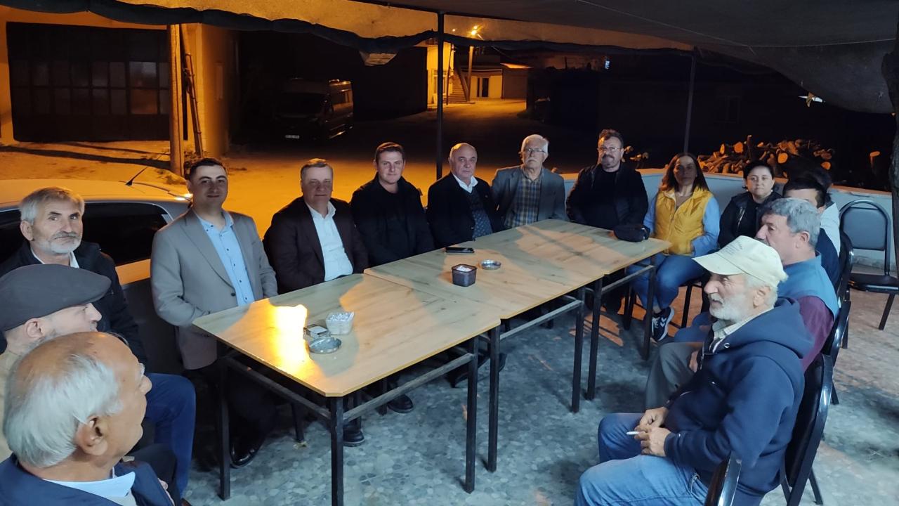 CHP Milletvekili Özgür Ceylan, Lapseki Köylerinde Gündemi Değerlendirdi: İşte O Ziyaretler