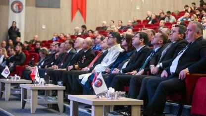 ÇOMÜ 2025-2026 Akademik Yılı Açıldı: İlk Dersi Osman Okyay Verdi