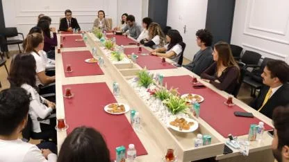 Diş Hekimliği'nde Kritik İtiraf! Rektör Erenoğlu: "En Etkili İç Paydaşımız Sizlersiniz!" (Rektörün önemli sözünü öne çıkarır)