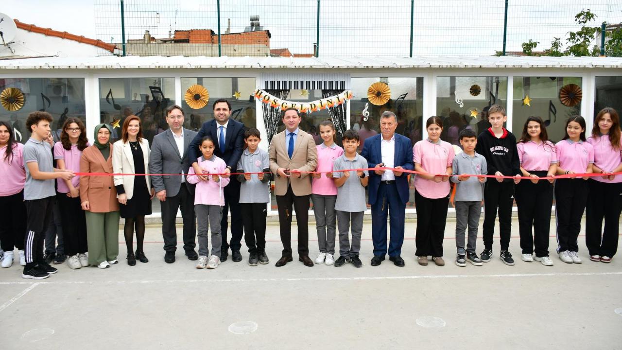 Dumlupınar Ortaokulu&#039;nda Tarihi An! Müzik Sınıfının Açılışı Gerçekleşti