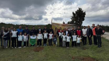 Eceabat’ta 500 fidan toprakla buluştu