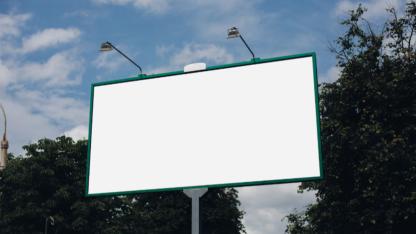 Eskişehir Tepebaşı Belediyesi Açık Hava Reklam Alanlarını Kiraya Veriyor