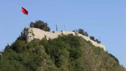 ESPİYE'DE BÜYÜK DEĞİŞİM! Andoz Kalesi Çevresi Resmen "3. Derece Arkeolojik Sit Alanı" Oldu: İşte İmar ve İnşaat Yapanları Bekleyen Yeni Kurallar!