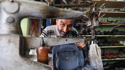 "Fakirin atlayışı da fakir" videosu viral olan ayakkabı boyacısı: "Çocuklarımı mutlu etmek için her yıl tatile giderim"