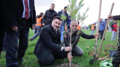 Geleceğe Nefes, Dünyaya Nefes seferberliğiyle fidanlar toprakla buluştu