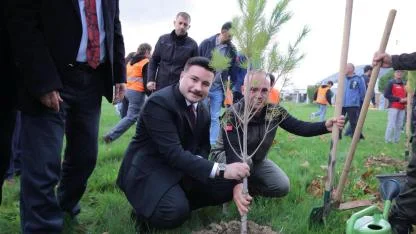 Geleceğe Nefes, Dünyaya Nefes seferberliğiyle fidanlar toprakla buluştu