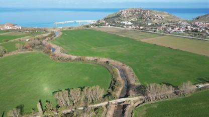 Gökçeada Havaalanı Çevresi Kurtarılıyor! DSİ Ekipleri Taşkın Riskine Karşı Aralıksız Çalışıyor