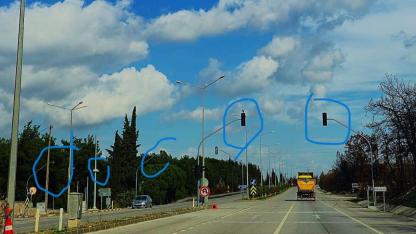 Güzelyalı Kavşağında Bitmeyen Kabus: Onca Ölümden Sonra Bile Hala Trafik Lambaları Aktif Edilmedi! Peki Ne Zaman İşlevsel Hale Gelecek ?