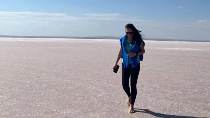 Hukukun Kader Oyunu: Çanakkale Barosu’nda İki Kez Eşit Oya Yenilen Av. Hande Keskin, Tuz Gölü’nün Dinginliğinde Kendi Zaferini İlan Ediyor!