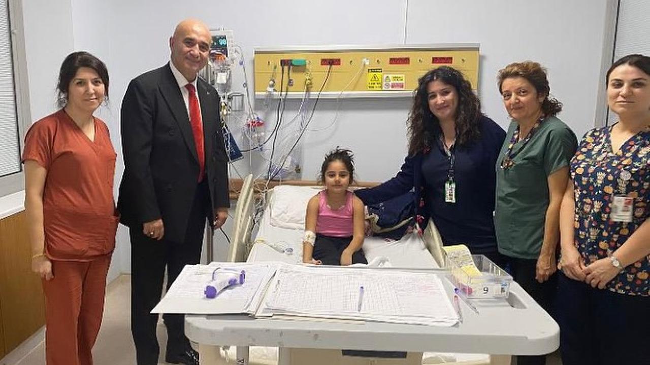 İl Sağlık Müdürü Dr. Hakan Görgülü’den Çocuk Yoğun Bakıma ziyaret