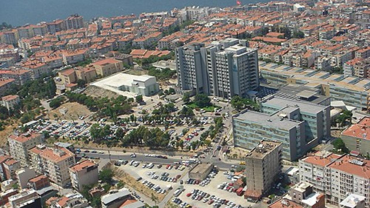 İzmir Kâtip Çelebi Üniversitesi&#039;nden Sözleşmeli Bilişim Personeli Alım İlanı