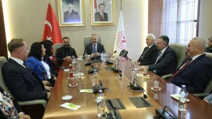 "KAHRAMANLARIN EMANETİ!" İçişleri Bakan Yardımcısı Bülent Turan'dan Şehit Aileleri ve Gazilere Yürekten Vurgu!