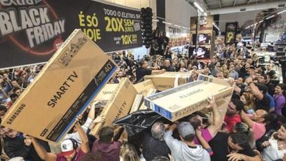 Kara Cuma’yı Beklemek mi Akıllıca, Yoksa Erken Alışveriş mi?” Uzmanlardan Şaşırtan Yanıt!