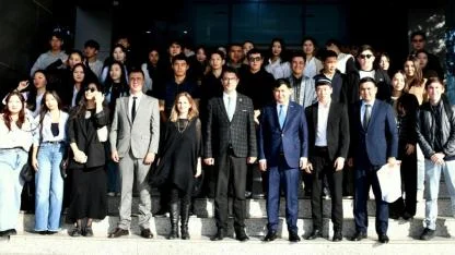 Kazakistan İstanbul Başkonsolosu Nuriddin Amankul, Rektör Prof. Dr. R. Cüneyt Erenoğlu’nu Ziyaret Etti ve Kazakistanlı Öğrencilerle Buluştu