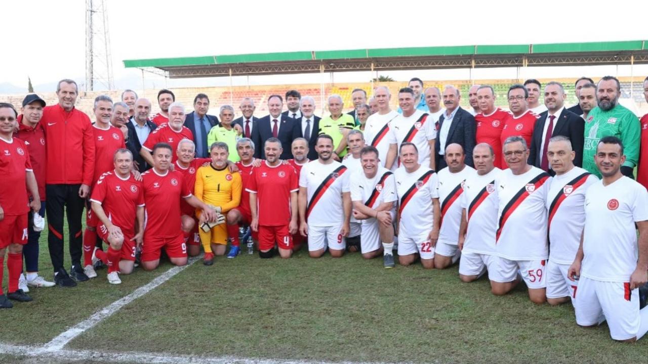 KKTC'de Dayanışma Köprüsü: Milletvekili Güneşhan, Dostluk Maçına Katıldı