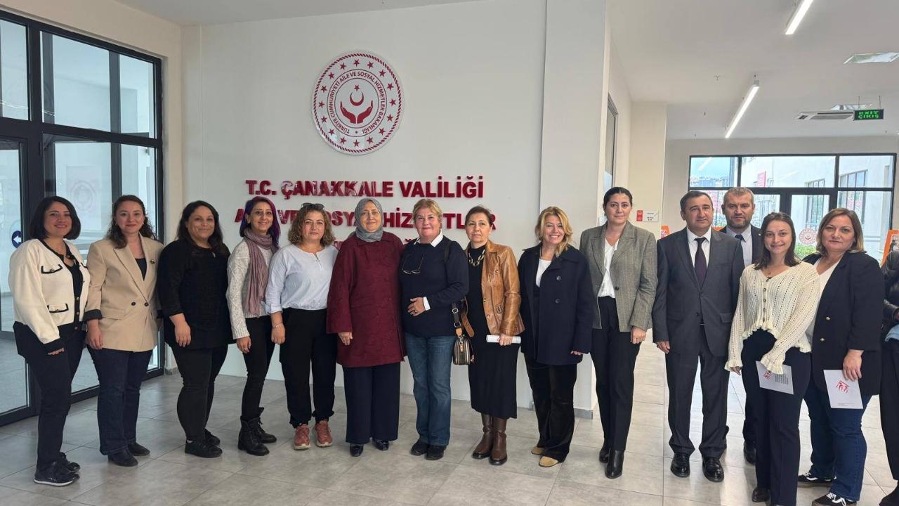 Koruyucu aileler ile buluşuldu