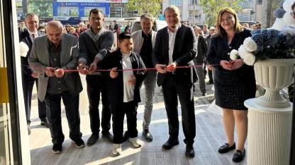 Lapseki'de yeni bir iş yeri daha kapılarını açtı: "İskarpino"ya hayırlı olsun ziyareti