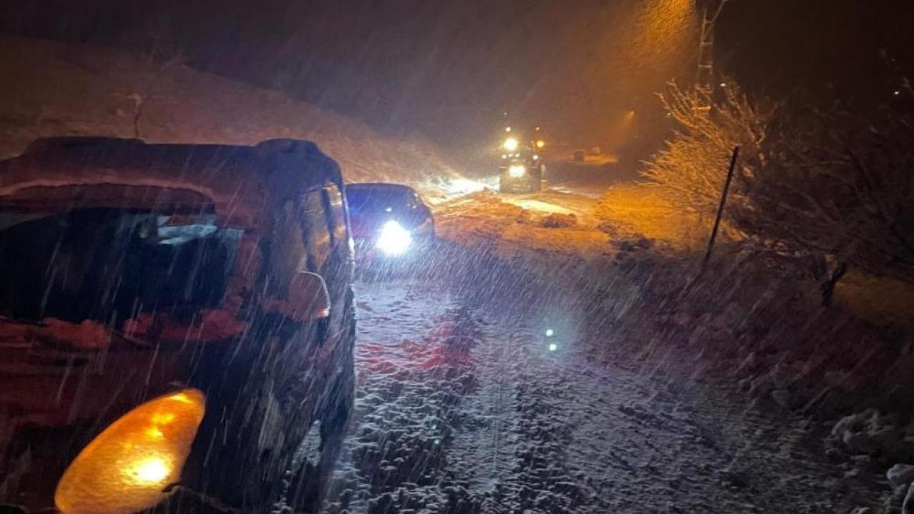 Malatya’da kar yağışı ulaşımı olumsuz etkiledi
