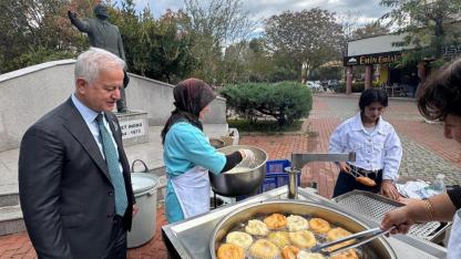 Milletvekili Güneşhan, ADD'nin pişi hayrına katıldı
