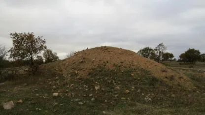 Muş'ta Tarihi Karar: Malazgirt'teki Çayırdere Höyüğü 'I. Derece Arkeolojik Sit Alanı' İlan Edildi! İnşaat Yasağı Geldi.