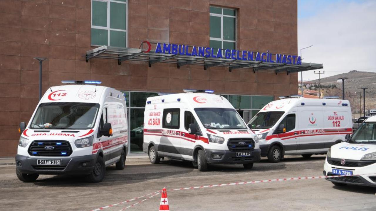 Niğde&#039;de pastırmadan kaynaklı zehirlenme şüphesi: 5 kişi hastaneye başvurdu
