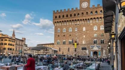 O Şehirde Açık Havada Yeme - İçme Masaları Yasaklanıyor