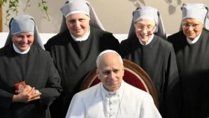 Papa 14. Leo, Bomonti'deki Fransız Fakirhanesi'ni ziyaret etti