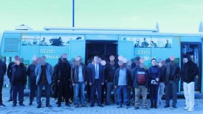 Denetimli Serbestlik'te 'Bilgi Her Yerde' etkinliği: Gezici Kütüphane yükümlülerle buluştu