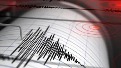 Sabah saatlerinde Sındırgı art arda depremlerle sarsıldı