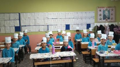 Öğrencilerin öğrenme süreci evde de devam ediyor