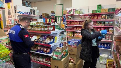 Lapseki Belediyesi’nden tüketiciyi koruma odaklı market denetimi