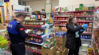 Lapseki Belediyesi’nden tüketiciyi koruma odaklı market denetimi