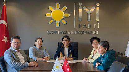 İYİ Parti Çanakkale İl Kadın Kolları’ndan 25 Kasım’da Şiddetle Mücadele Çağrısı: “Kadın yaşayacak, Türkiye değişecek”