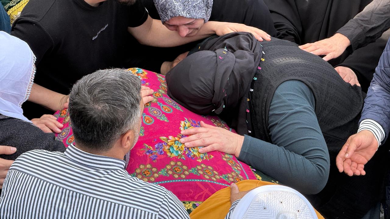 Yangında hayatını kaybedenler sonsuzluğa uğurlandı