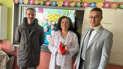 Yenice Cumhuriyet İlkokulu'nda Öğretmenler Günü kutlaması