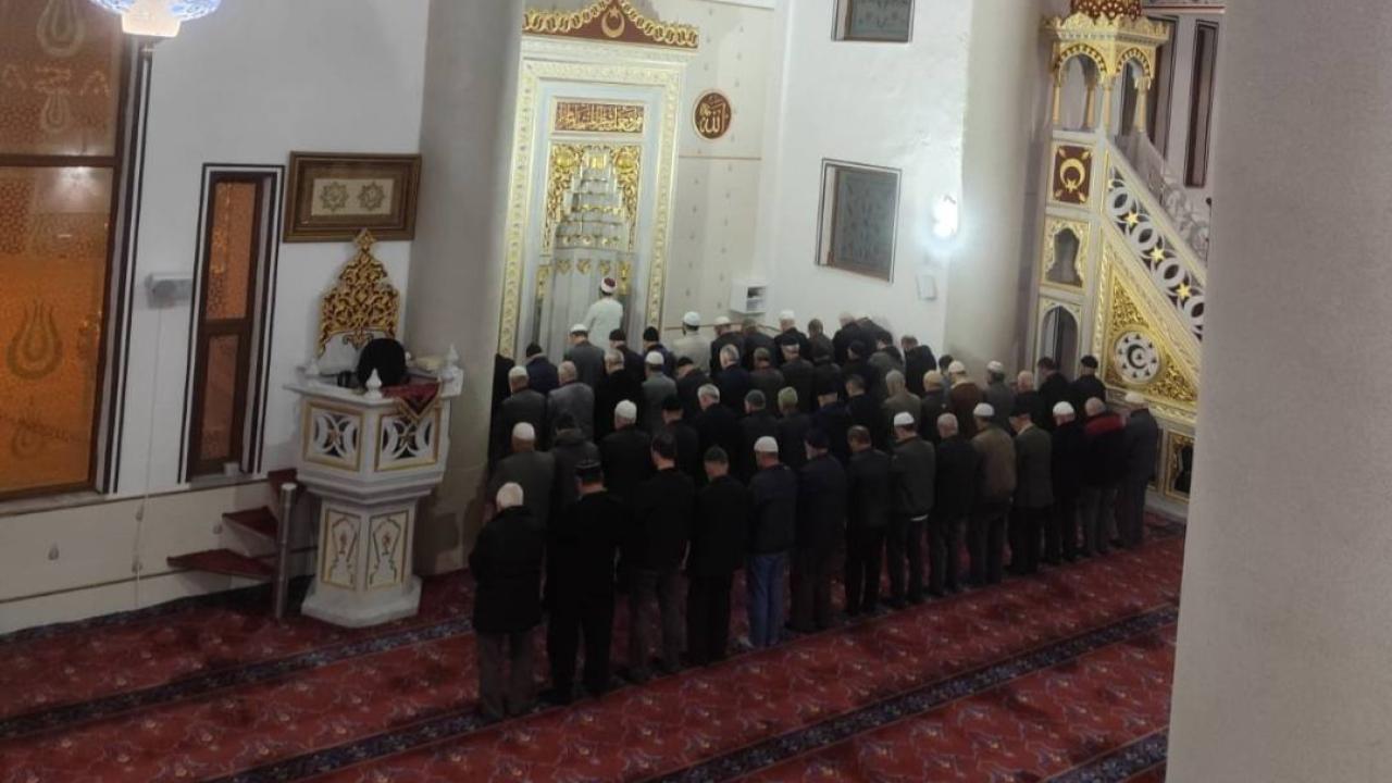 Yenice sabah namazında buluştu